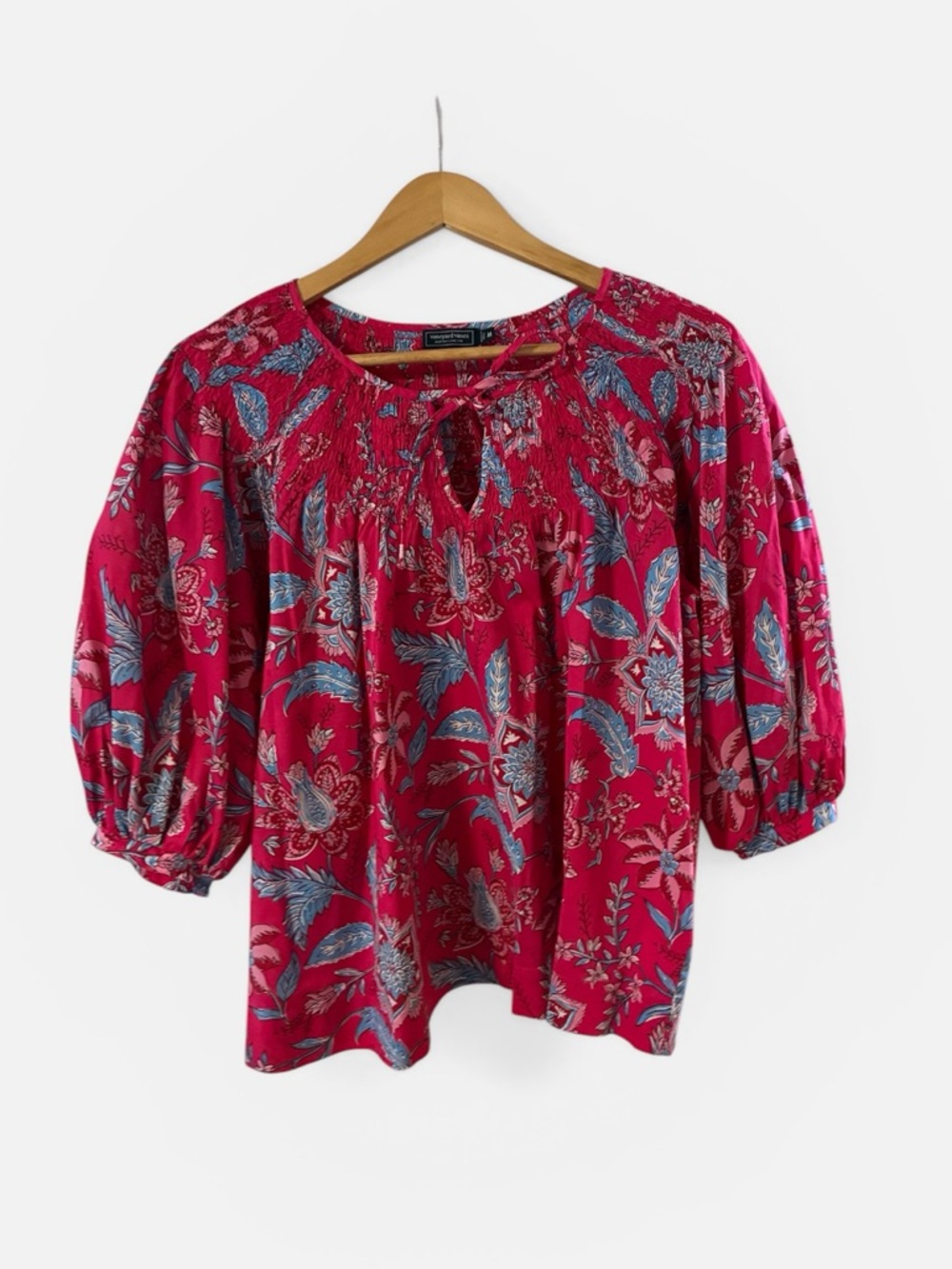 Vineyard Vines Fuchsia-Red and Blue Floral Top (EUC)